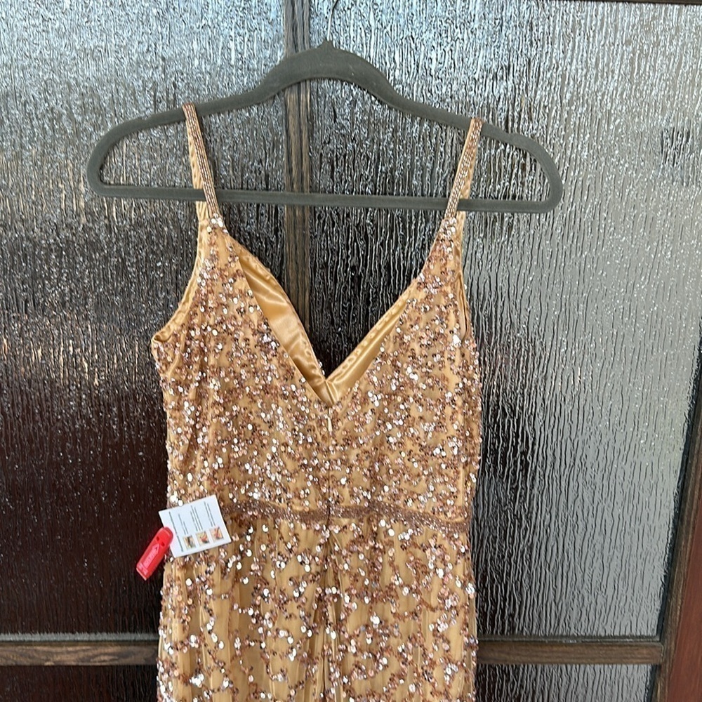 Mac Duggal SLEEVELESS V-NECK BEADED COLUMN GOWN size 10 NEW $398 Sold out - Picture 14 of 17